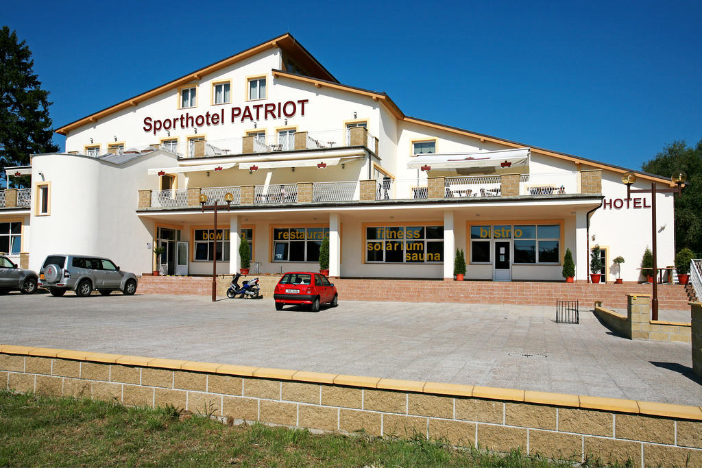 Sporthotel Patriot Úštěk エクステリア 写真